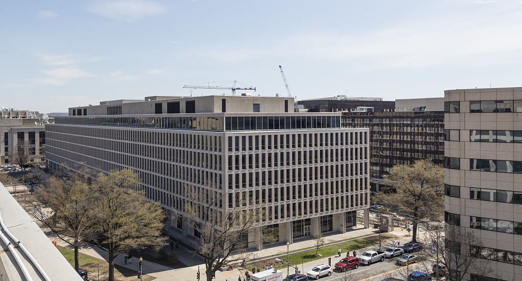 U.S. Department of Education Headquarters. Sumber: Wikipedia / Lyndon Baines Johnson Department of Education Building - Wikipedia